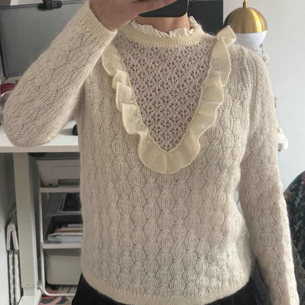 Sezane Cream tricot with Lace Detail - Picture 2 of 6